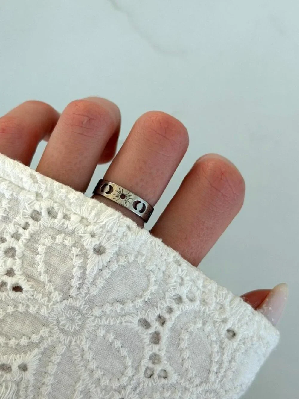 Sku0606 Retro Silver Sun Women Minimalist Ring Stainless steel +‎ gift bag